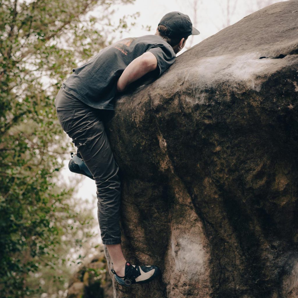 Stage d'escalade de bloc à Fontainebleau