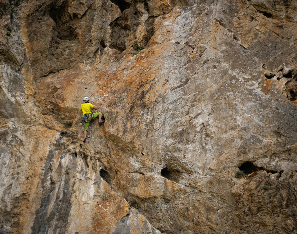 Escalade à Abella de la Conca en Espagne avec Anne Costes